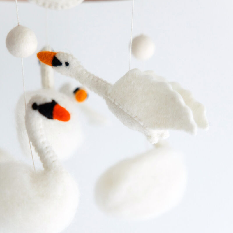 Swan Mobile image number 2