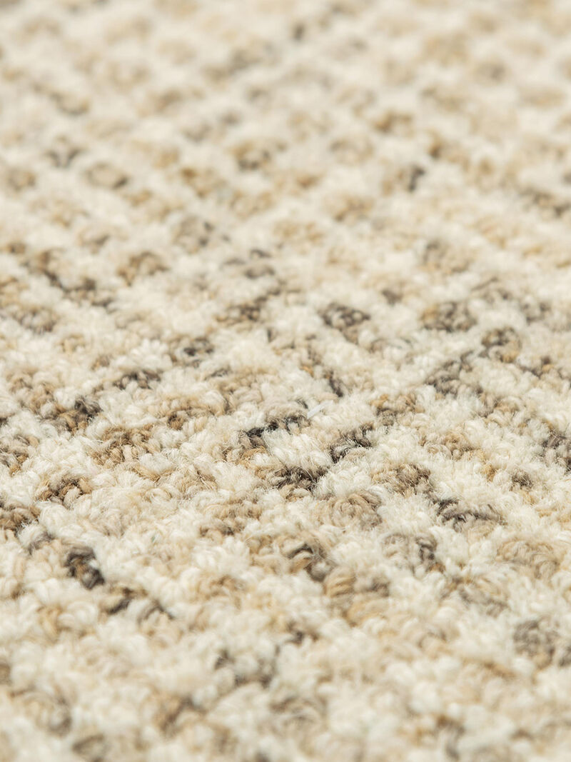 Brindleton BR858A 2'6" x 8' Rug