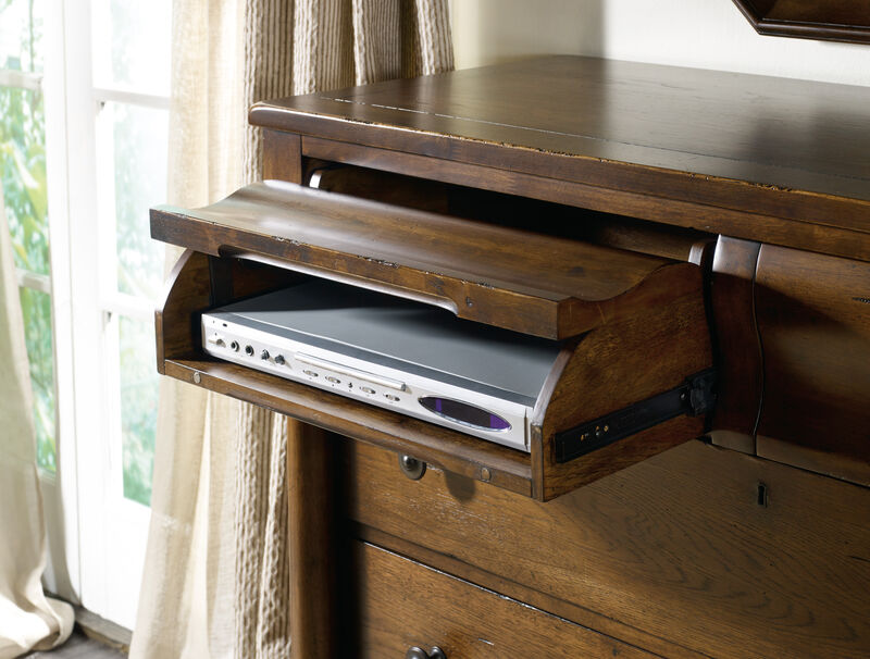 Archivist Bureau image number 6