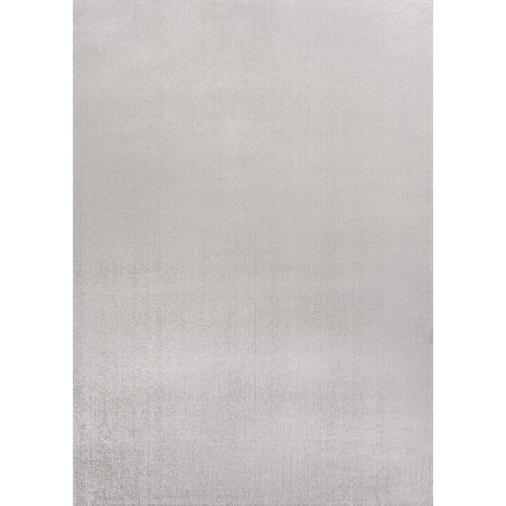 Twyla Classic Solid Low-Pile Machine-Washable Area Rug