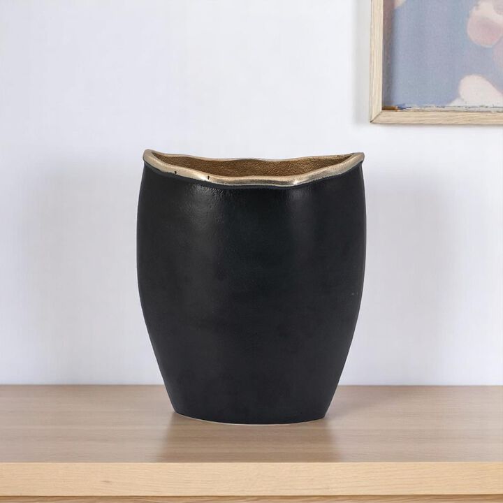 HomeRoots 10" Black And Gold Cast Aluminum Oval Table Vase