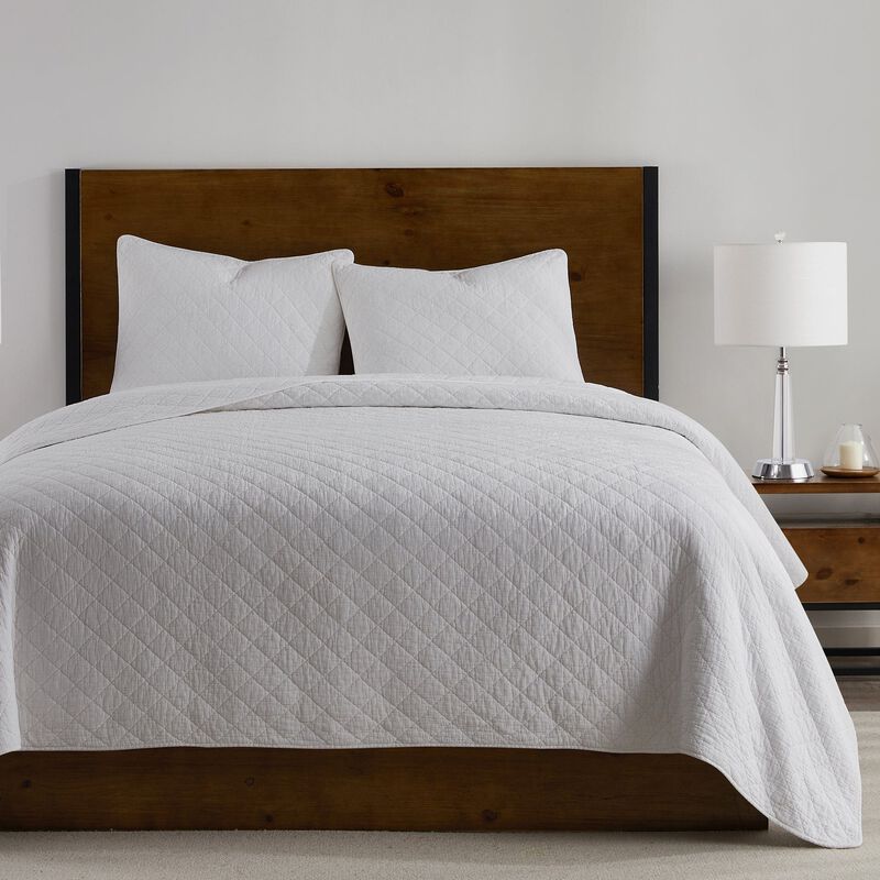 Stonewashed Cotton Gauze White Twin Quilt Set image number 1