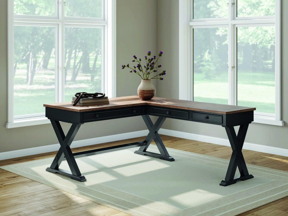 Wildenauer Home Office Desk