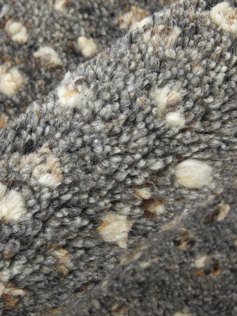 Dering T6042 Collection By Thom Filcia