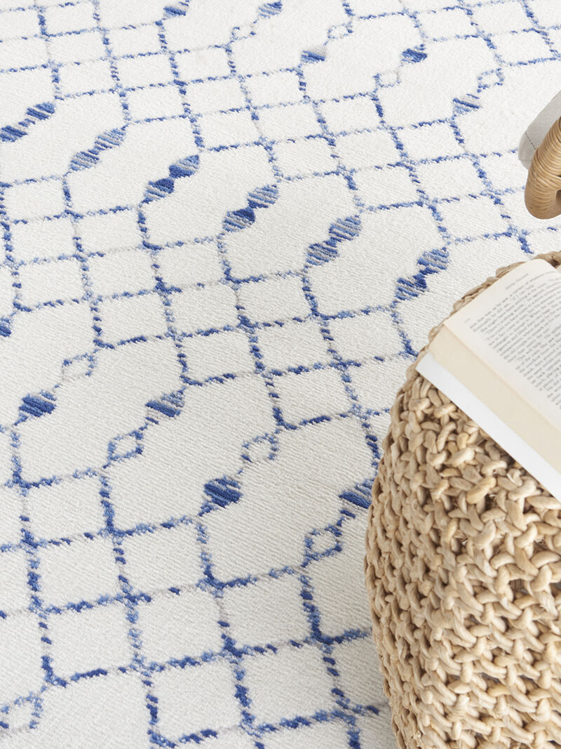 Whimsicle WHS02 Ivory 8'4" x 11'6" Rug