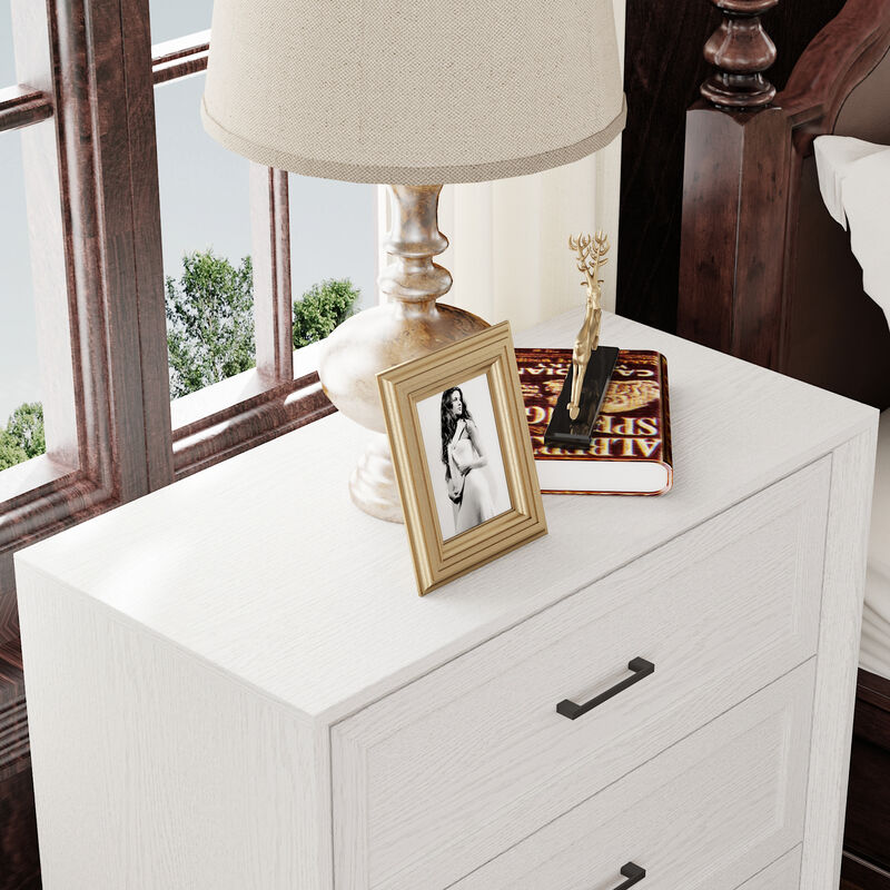 FUFU&GAGA Classic White Wood Grain Dresser Nightstand with 3-Tier Drawers, Black Pulls & Beveled Edge Design (34.4" Hx 31.4" W x 15.7" D)
