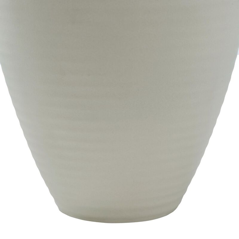 Renwil Hathor Vase In Cream Color