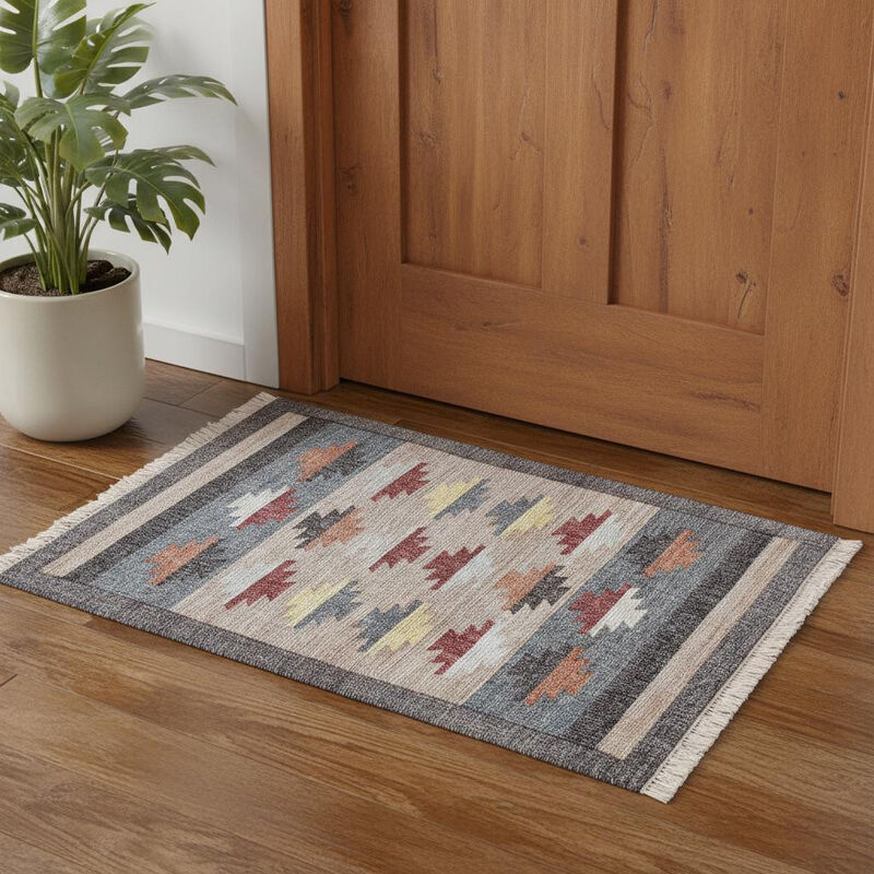 HomeRoots Geometric Hand Woven Area Rug With Fringe image number 1