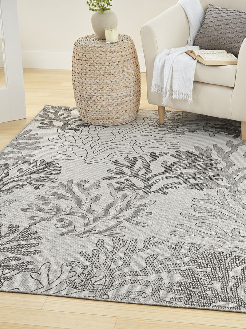 Garden Oasis GOA05 Gray 6' x 9' Rug