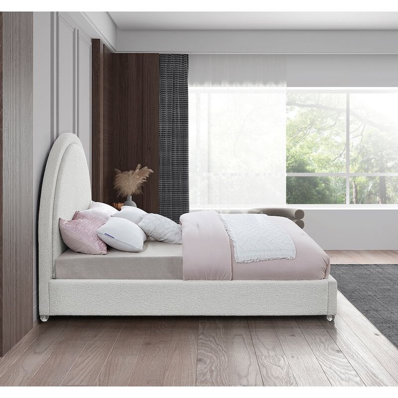 Meridian Furniture Milo Cream Fabric Full Bed