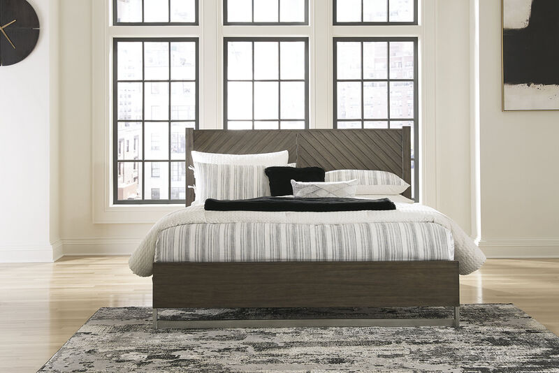 Arkenton King Panel Bed image number 1