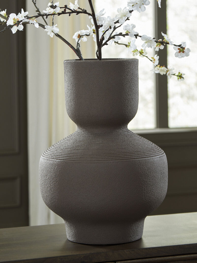 Dalsen Vase image number 1