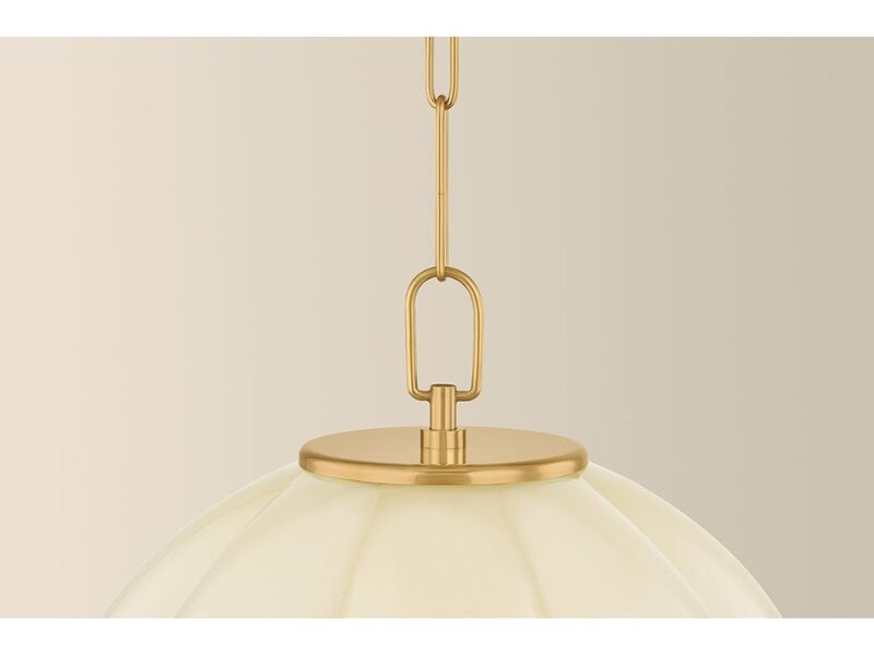 Bernadine Pendant image number 5