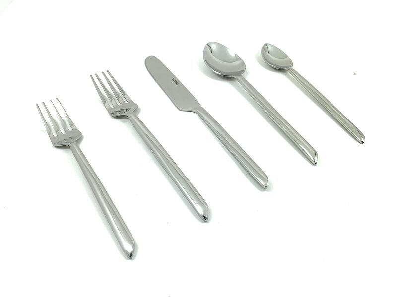 Silver Stainless Steel Flatware Set of 20 PC (Modern, Glossy) image number 1