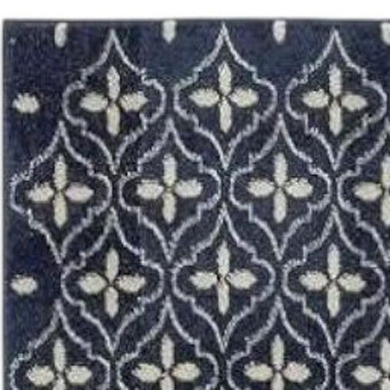HomeRoots 8' Ivory And Navy Blue Geometric Indoor Outdoor Runner Rug image number 3