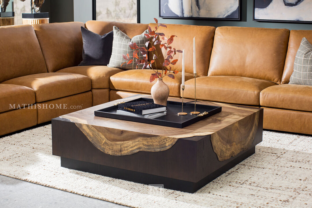 Vuelto Cocktail Table
