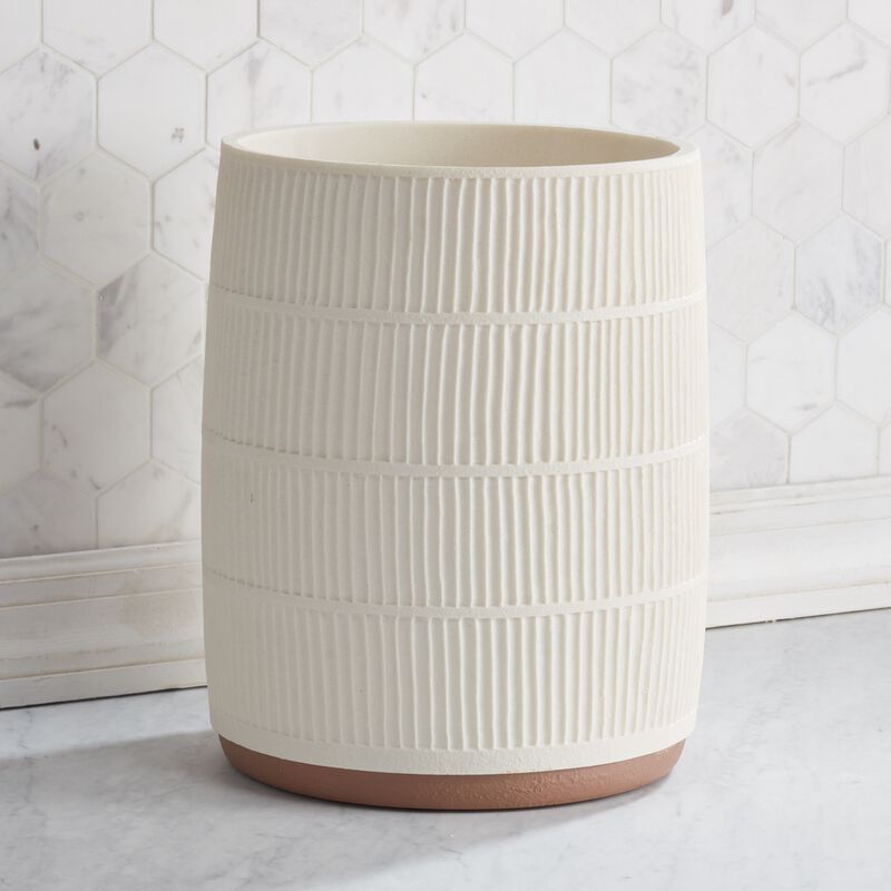 Navajo Resin Wastebasket image number 2