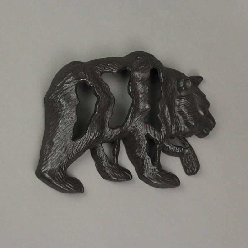 Cast Iron Bear Wall Mounted Sculpture Cabin Home Art Hanging Plaque Lodge Decor image number 4