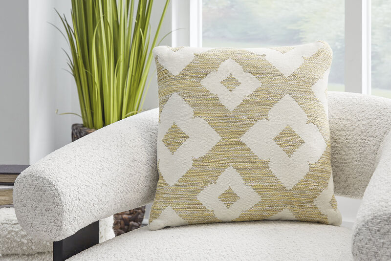 Brockner Nuvella Pillow