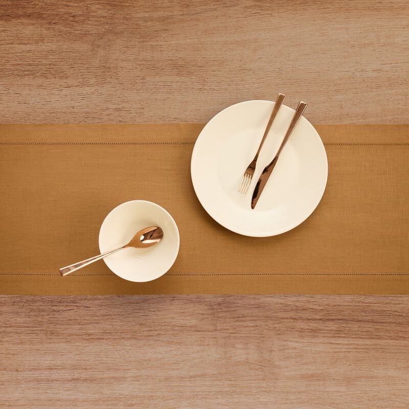 Solino Home Classic Hemstitch 100% Linen Table Runner &ndash; Handcrafted, Machine Washable, Perfect for Holiday and Everyday Dining