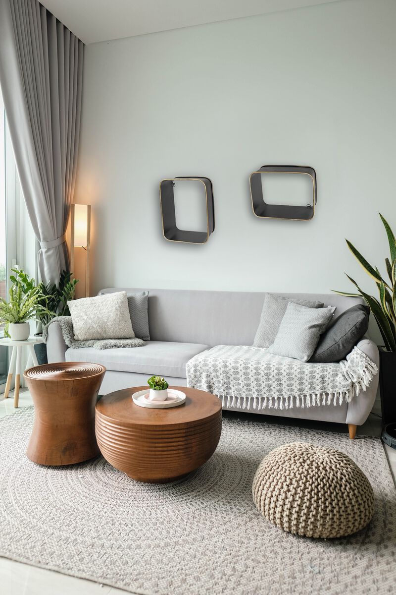 Stylish creative metal wall shelf/rack