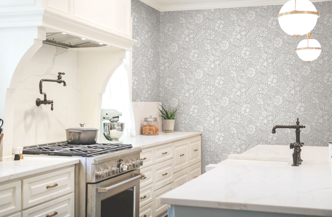 Modern Acanthus Mist Peel & Stick Wallpaper