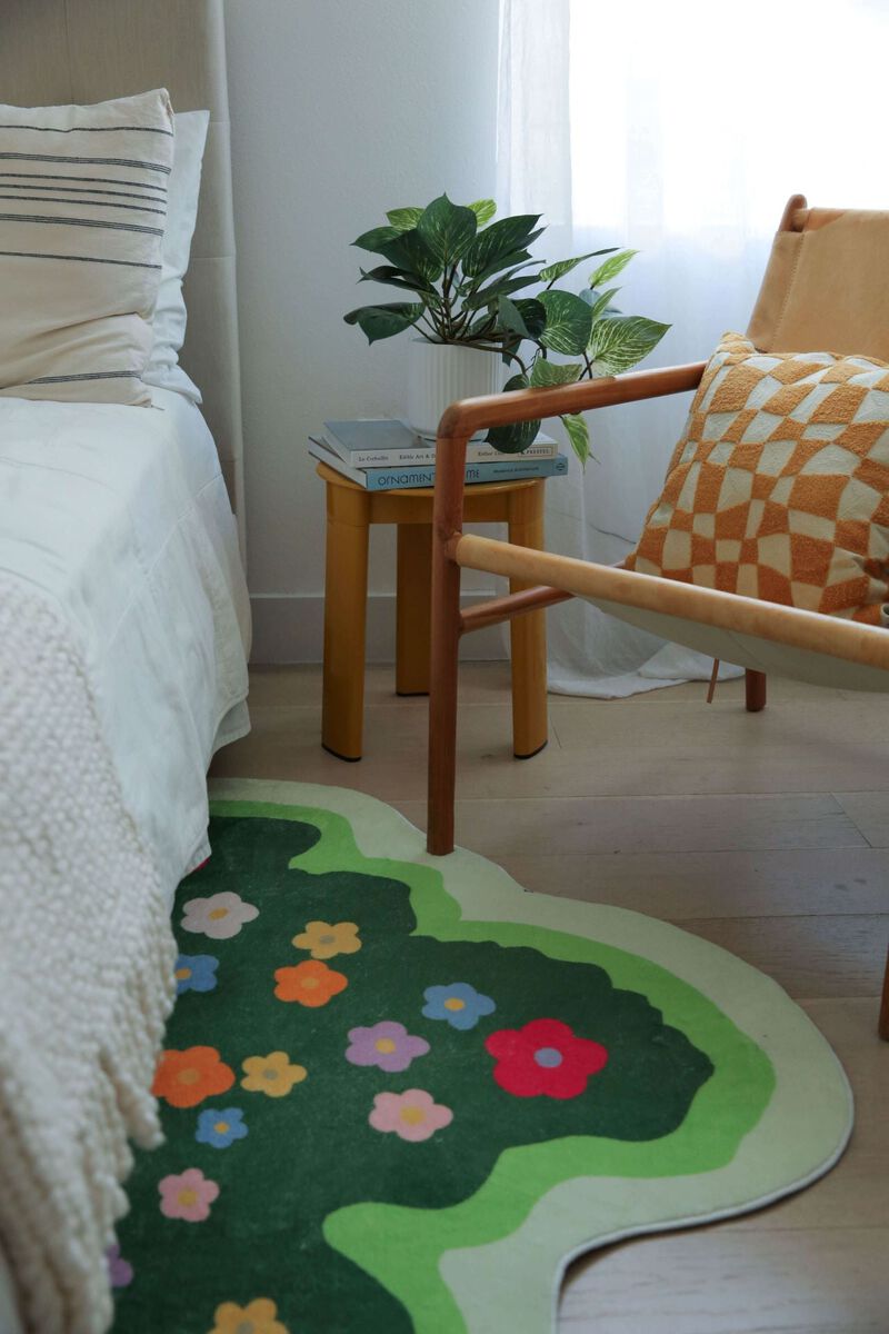 Lany Space 2.5'x5' Runner Rug, Washable Non-Slip Rug, Floral Irregular Rug for Living Room image number 2