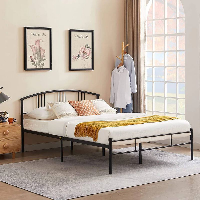 Modern Metal Platform Bed Frame with Curved Arched Headboard &ndash; Perfect for Any Bedroom