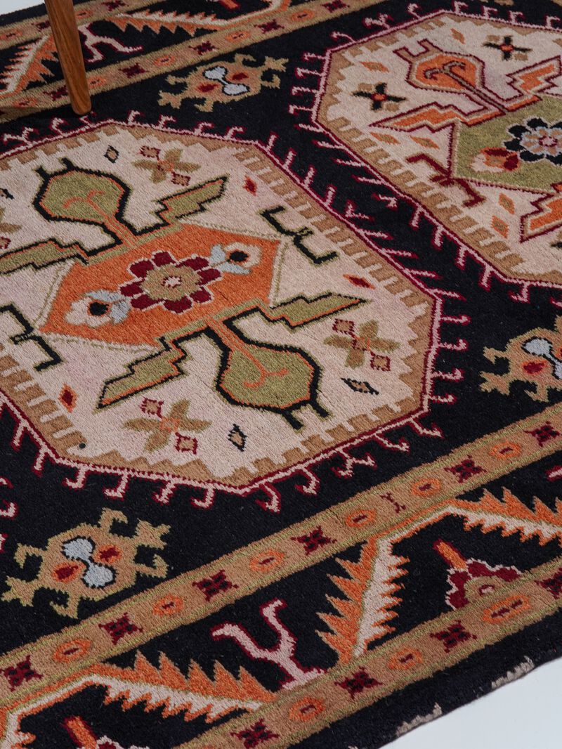 RUGSOTIC CARPETS HAND KNOTTED WOOL & SILK ECO-FRIENDLY ORIENTAL AREA RUGS  - Rectangle Shape, Classic Oriental Traditional , Low Pile Handmade Area Rugs (AF0109) image number 2