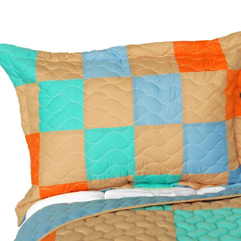 Quilted Patchwork Quilt Set 3-Piece with Matching Shams image number 2