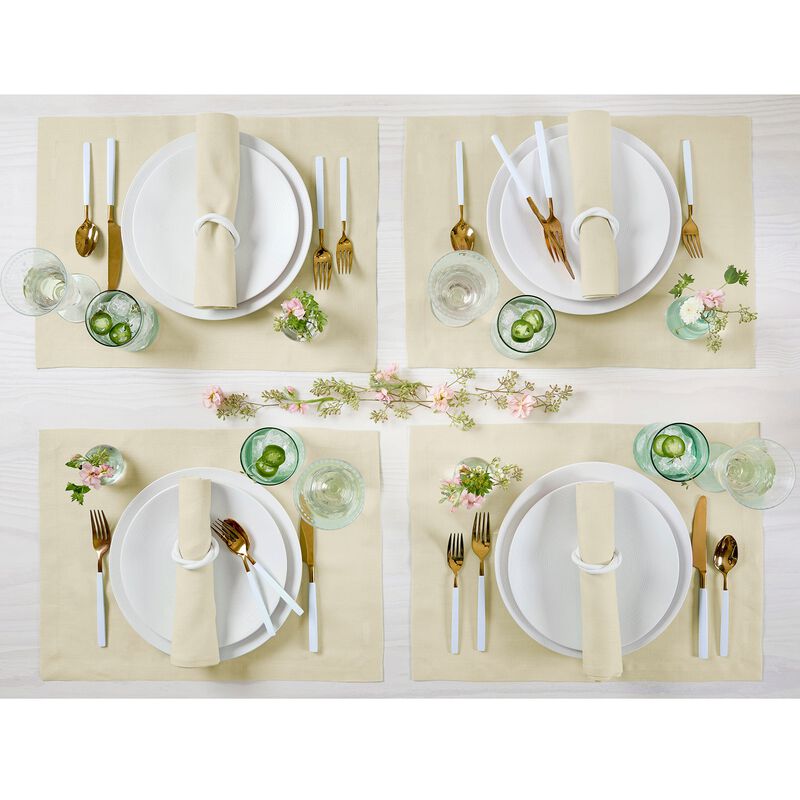 Solino Home Fete 100% Linen Placemats &ndash; Set of 4, 14 x 19 in, Machine Washable, Holiday and Everyday Dining