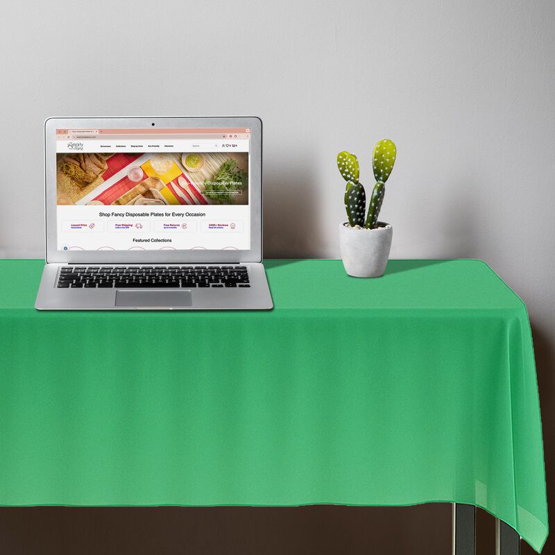 Hunter Green Rectangular Plastic Tablecloths (96 Tablecloths) image number 7