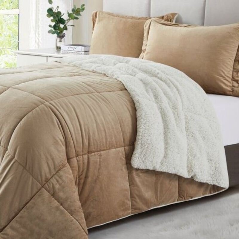 Hivvago Plush Microfiber Reversible Comforter Set