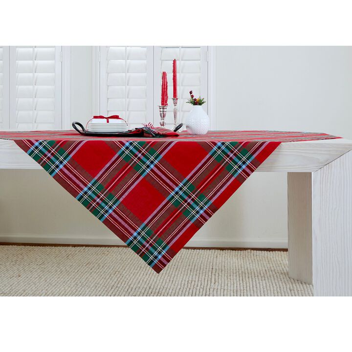 Solino Home Madras Holiday Plaid 100% Linen Table Throw &ndash; Handcrafted, Machine Washable, Perfect for Holiday and Everyday Dining