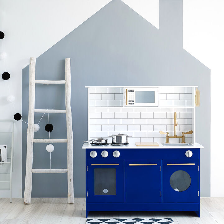 Little Chef Berlin Play Kitchen with Cookware Accessories, White/Blue