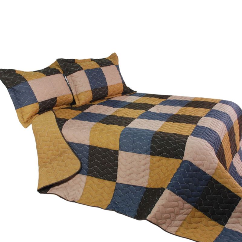 Full Queen Mild Winter 3 Piece Patchwork Quilt Set with Vermicelli Quilting image number 0