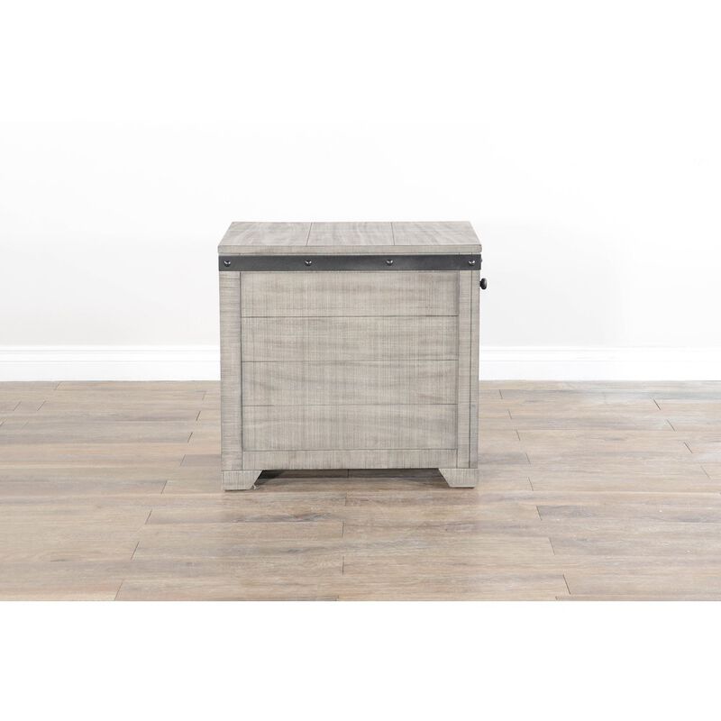 Sunny Designs Traditional Mahogany Wood Chair Side Table in Alpine Gray image number 0