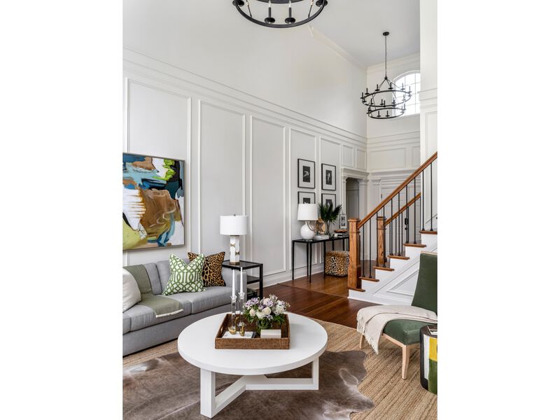 Allendale Chandelier image number 2