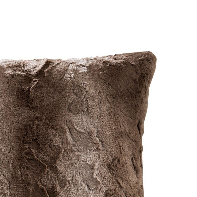 Gracie Mills Shawn Faux Brushed long Fur Square Pillow