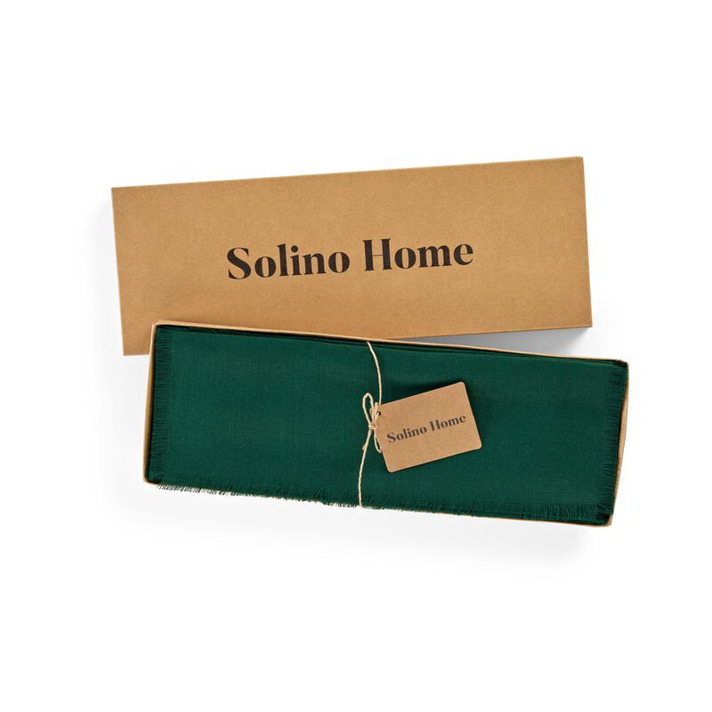 Solino Home Fringe 100% Linen Placemats &ndash; Set of 4, 14 x 19 in, Machine Washable, Holiday and Everyday Dining