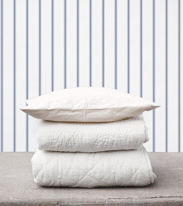 Smart Stripes 3 Napkin Stripe Blue Wallpaper G67565