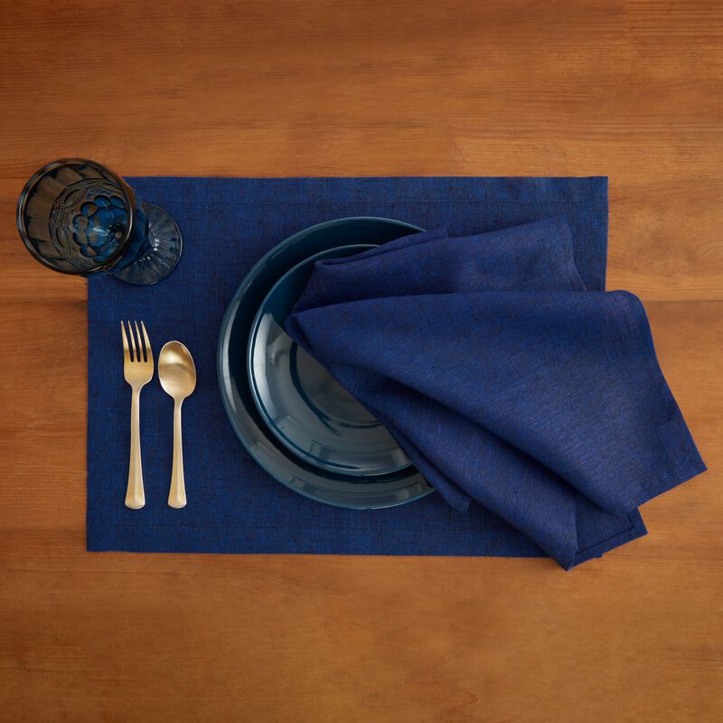 Solino Home Athena 100% Linen Placemats &ndash; Set of 4, 14 x 19 in, Machine Washable, Holiday and Everyday Dining