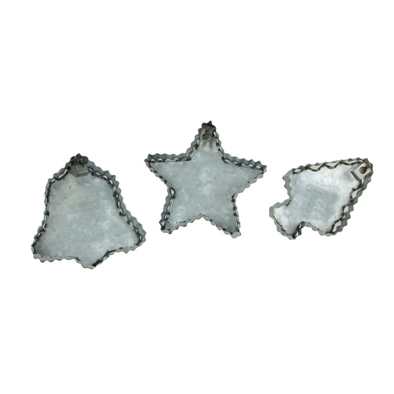 Set of 3 Oversized Galvanized Zinc Finish Holiday Christmas Cookie Cutter Wall Hooks - Perfect for Adding a Festive and Unique Touch to Your Kitchen Space image number 2