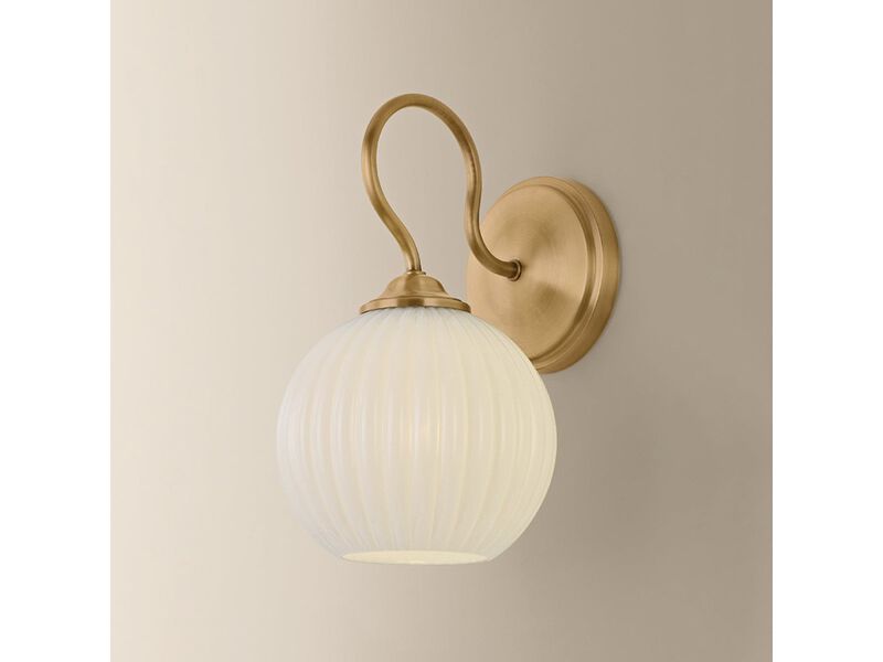 Vida Wall Sconce image number 1