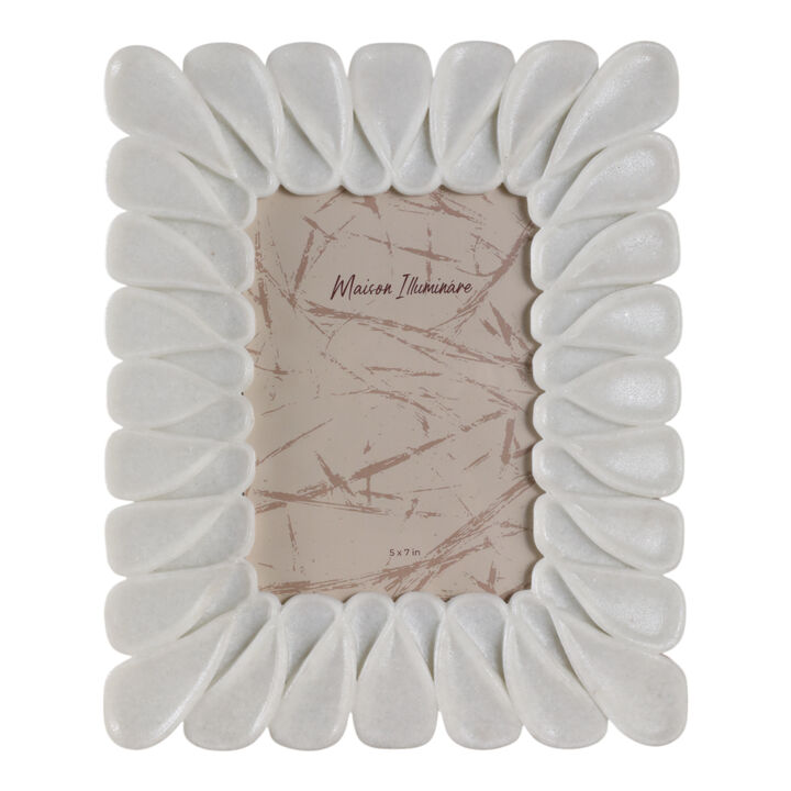 5x7" Loopy Quartz Resin Photo Frame, White