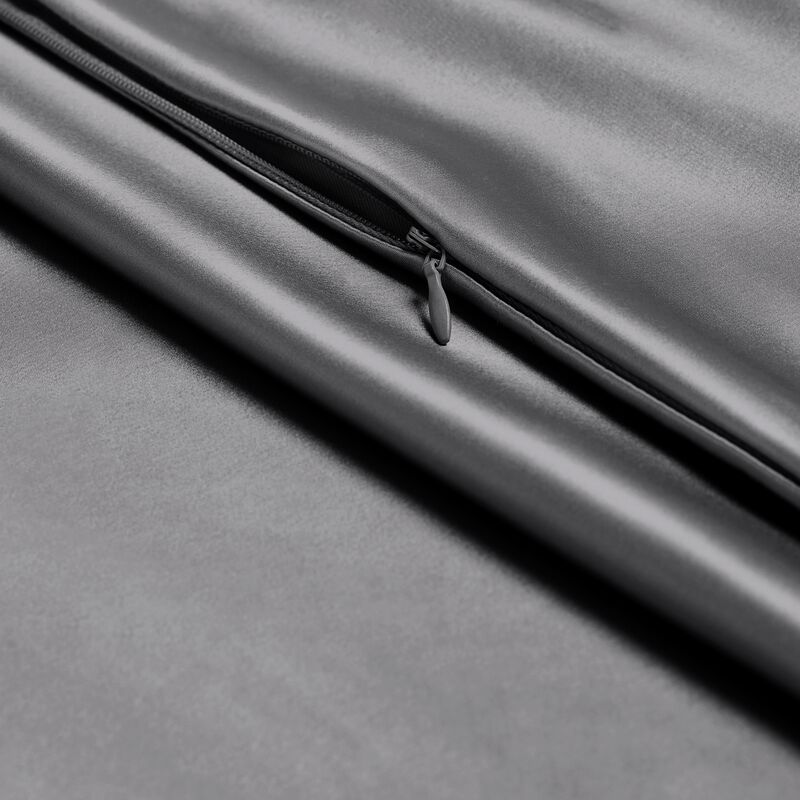 Satin Body Pillowcase - Zipper Closure image number 4