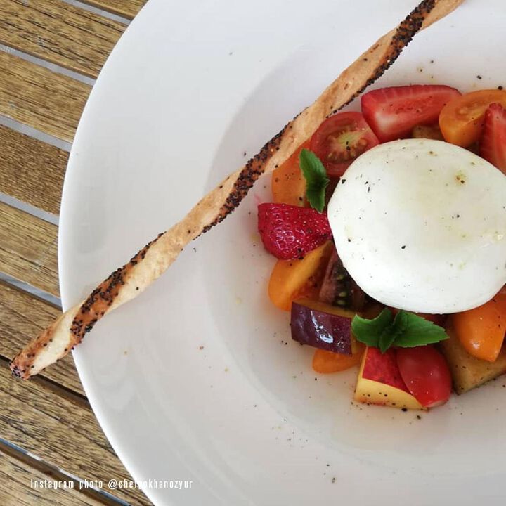 Gourmet dia.10.75" h:2.25" 16 oz. Round Warm White Porcelain Bowl (Set of 2)