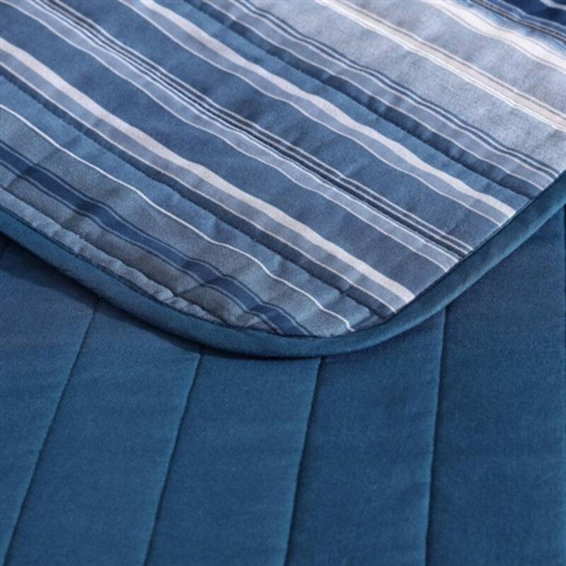 4-Piece Cotton Daybed Cover Set &ndash; Coastal Stripes Bedding for Kids & Adults