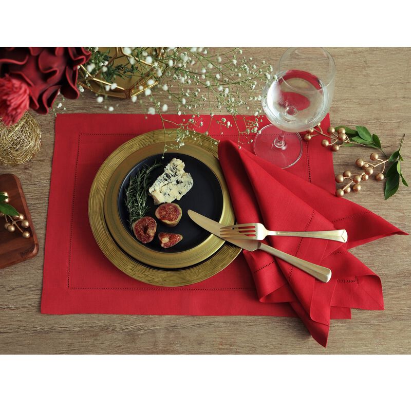 Solino Home Classic Hemstitch 100% Linen Dinner Napkins &ndash; Set of 4, 20 x 20 in, Machine Washable, Holiday and Everyday Dining