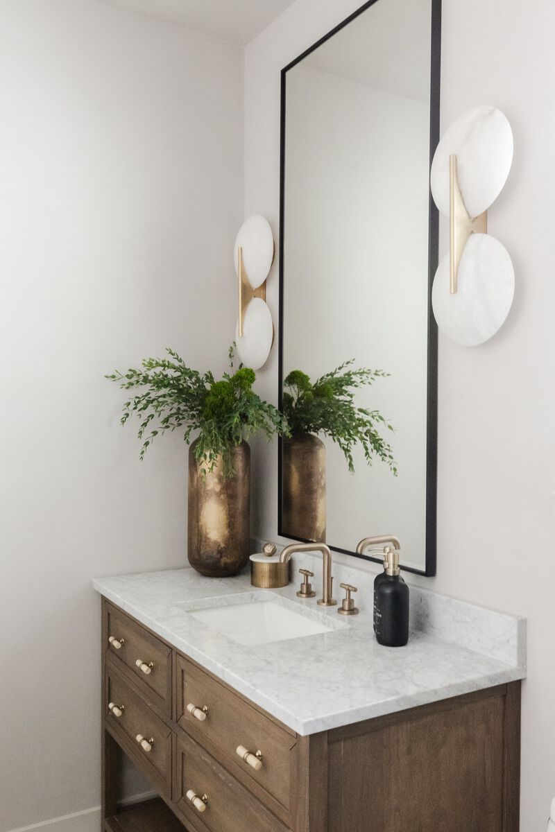 Asteria Wall Sconce image number 2